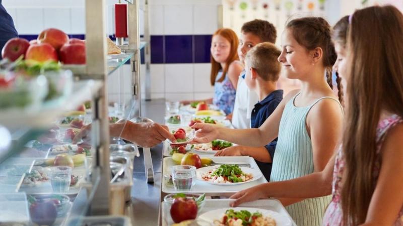 Mostantól lehetőség van a szünet alatti ingyenes étkezés igénylésére! Mindössze néhány nyomtatványt kell kitölteni ehhez.