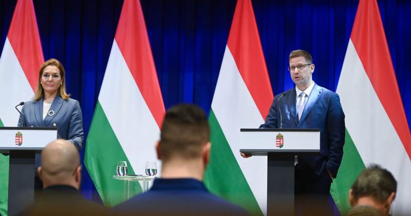 A rendszerváltás után a kormány új, kiemelkedő otthonteremtési programot indít, amely jelentős lépést jelent a lakásviszonyok javítása érdekében.
