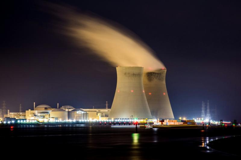 Japán új energiapolitikája: a megújuló források és az atomenergia maximális kihasználásának célja 2040-re

Japán energiapolitikája új irányvonalat vesz, amelynek középpontjában a megújuló energiaforrások és az atomenergia maximális kihasználása áll. A cél
